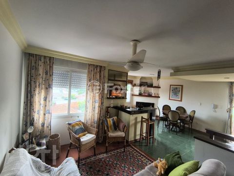 Image 13 - 895677