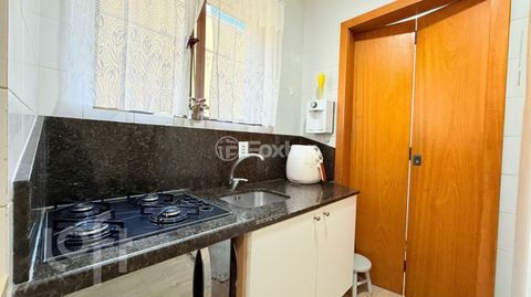 Image 19 - 895679