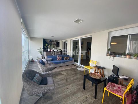 Image 3 - 895694