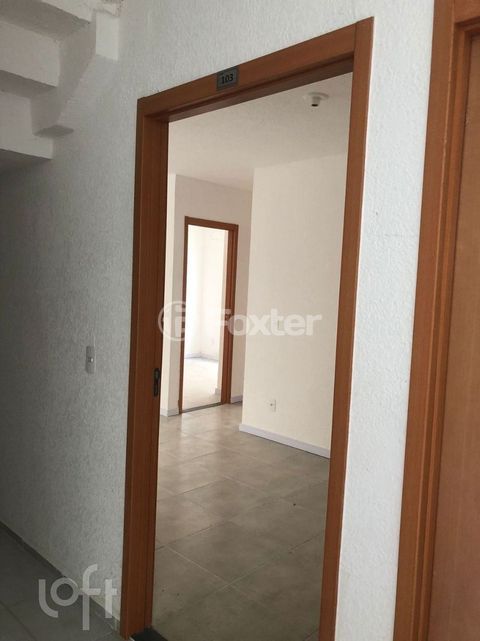 Image 3 - 895717