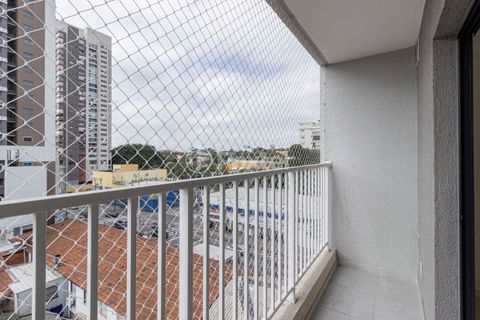 Image 4 - 895774