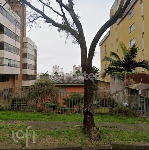 Image 3 - 895835