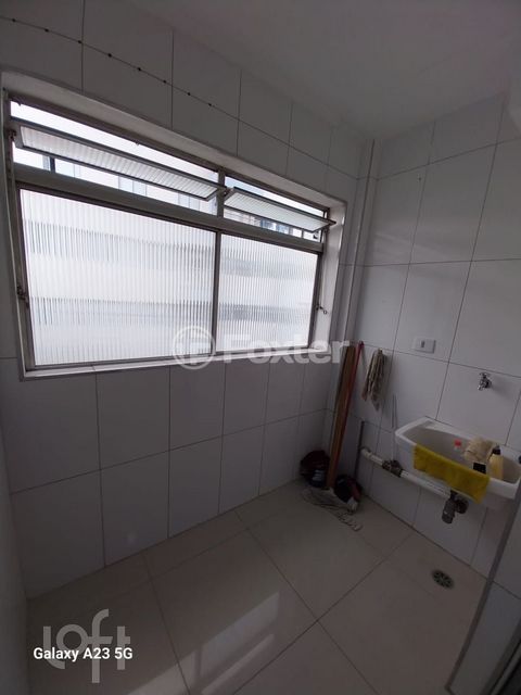 Image 6 - 895876