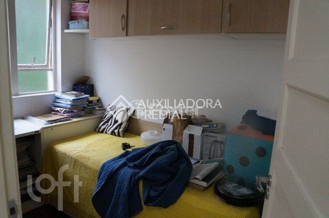 Image 9 - 895877
