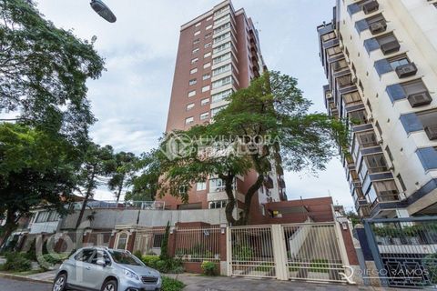 Image 10 - 895909