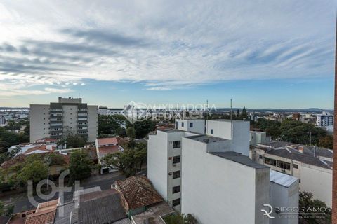 Image 11 - 895909
