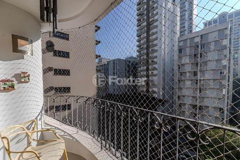 Image 5 - 895915