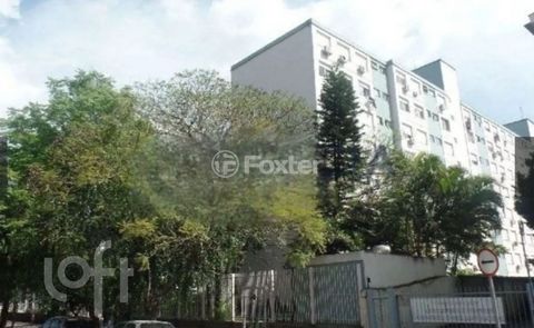 Image 8 - 895925