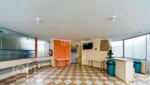 Image 7 - 895967