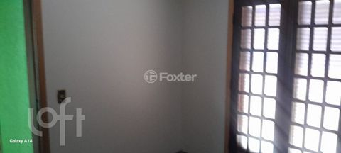 Image 4 - 896005