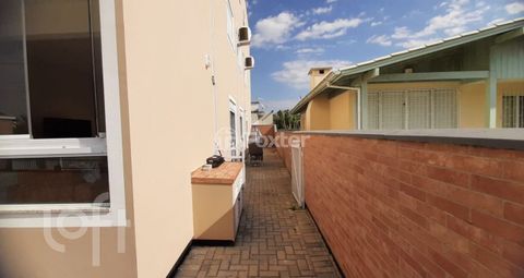 Image 3 - 896042