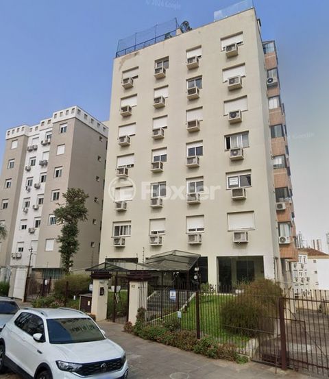 Image 7 - 896068