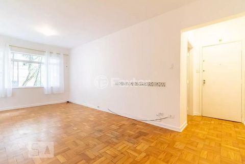 Image 8 - 896072
