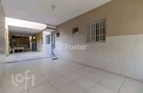 Image 3 - 896075