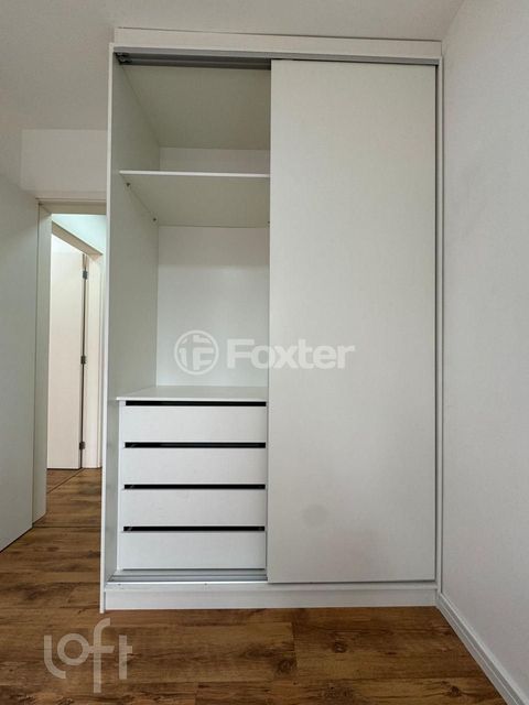 Image 9 - 896077