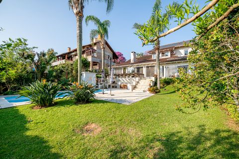 Image 9 - 896097