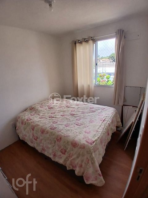 Image 7 - 896107