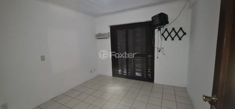 Image 8 - 896111