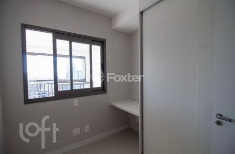 Image 7 - 896137