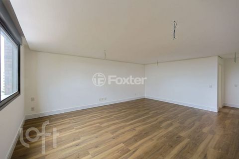 Image 7 - 896153
