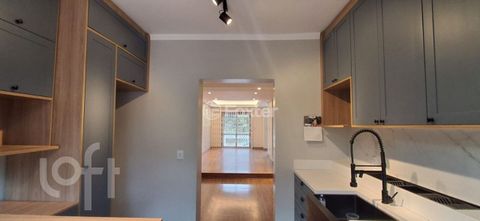 Image 9 - 896194