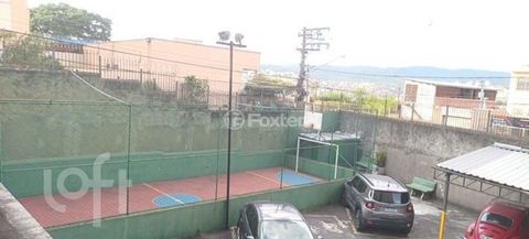 Image 8 - 896195