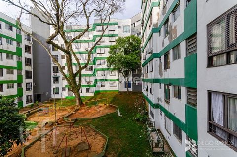 Image 9 - 896215