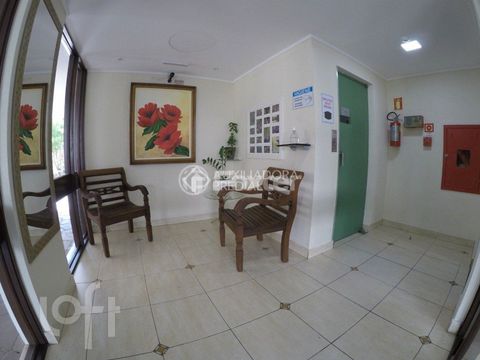 Image 1 - 896217