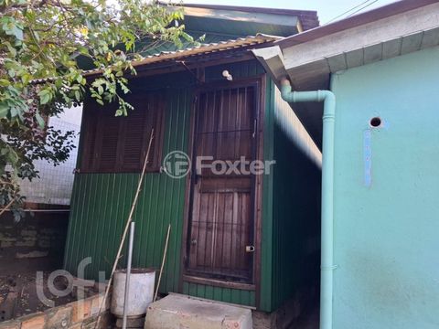 Image 8 - 896222