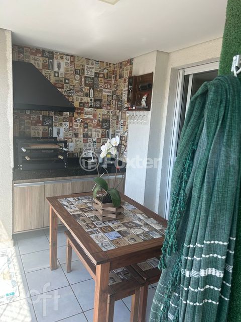 Image 3 - 896237