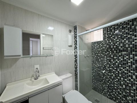 Image 7 - 896273