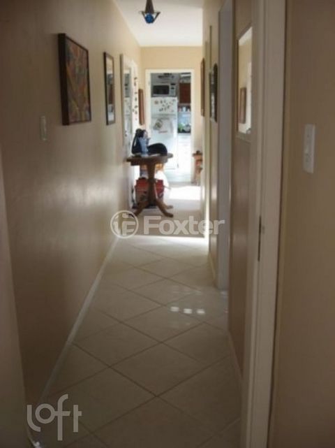 Image 9 - 896276