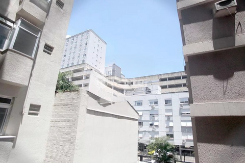 Image 3 - 896287