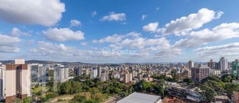 Image 1 - 896361