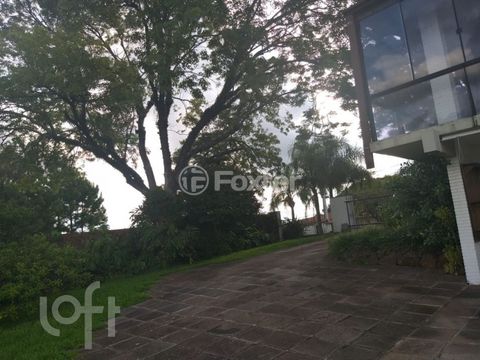 Image 8 - 896397