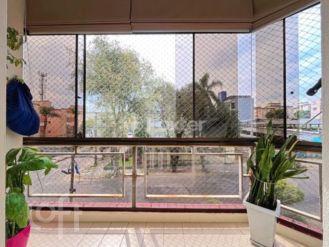 Image 7 - 896398