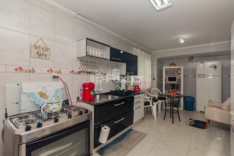 Image 15 - 896402