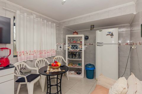 Image 16 - 896402