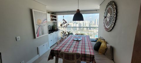Image 8 - 896429