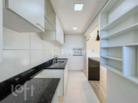 Image 7 - 896434