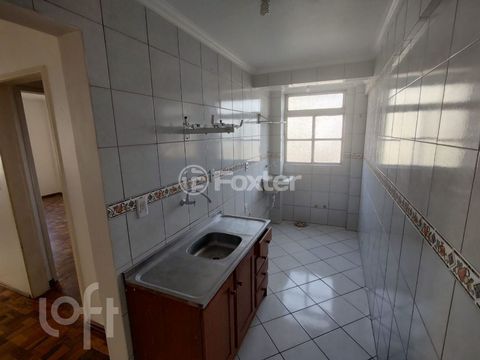 Image 7 - 896503