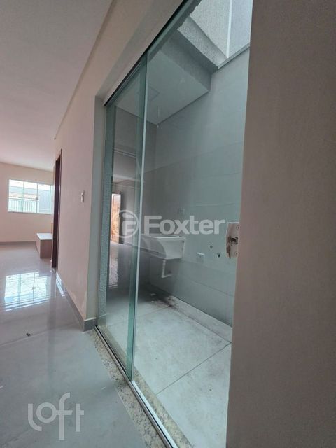 Image 4 - 896517