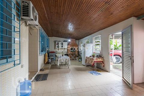 Image 9 - 896519