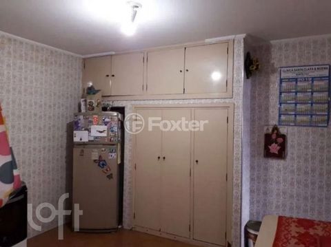 Image 3 - 896520
