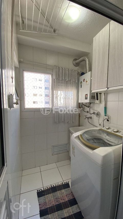 Image 7 - 896521
