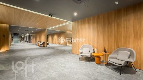 Image 6 - 896553