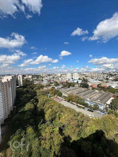 Image 16 - 896632