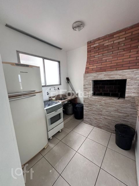 Image 17 - 896636