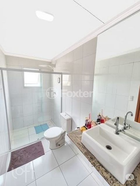 Image 7 - 896650