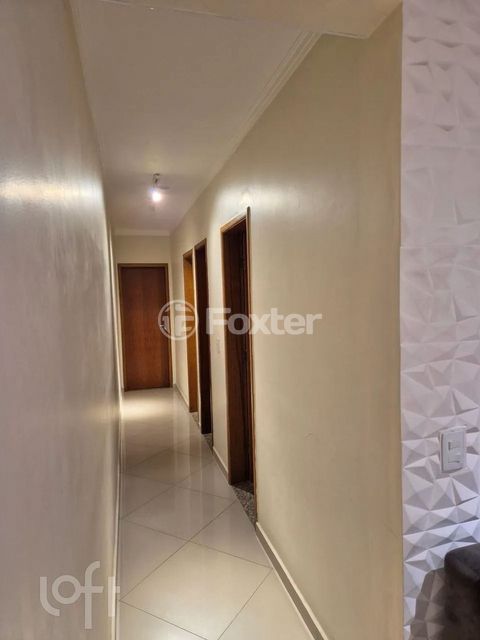 Image 3 - 896650